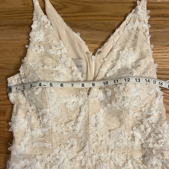 BHLDN Wedding Dress - Picture 6 of 8